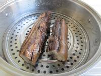 炒菜腊肉炒面筋做法图解2)