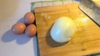 妈妈做洋葱炒鸡蛋的做法图解一
