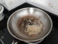 「念念不忘」炒花蛤做法图解5)