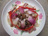 家常菜圆葱炒肉