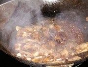 好吃的酱烧茄子做法图解5)