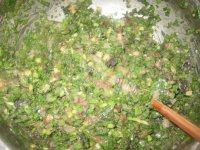简易韭菜虾仁水饺做法图解5)
