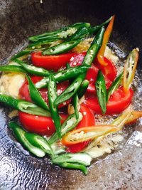 香气浓郁的番茄牛肉做法图解3)