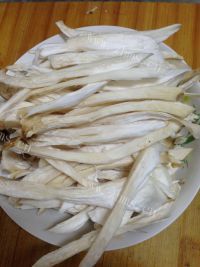 营养丰富的干煸杏鲍菇做法图解1)