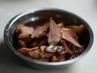 家常菜笋干炒腊肉做法图解6)