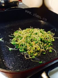 美味的炒黄豆芽做法图解6)
