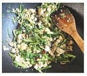 自制茼蒿炒豆渣