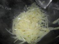 美美厨房之炒土豆丝做法图解7)