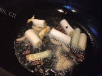 土豆炖牛肉做法图解3)