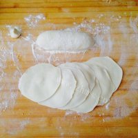 美味的柳叶煎饺做法图解9)