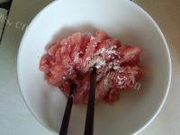 自制肉末烧豆腐做法图解3)