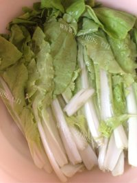 家常菜蒜蓉小白菜做法图解1)