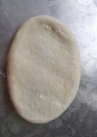 口感极佳的豆沙卷面包做法图解4)