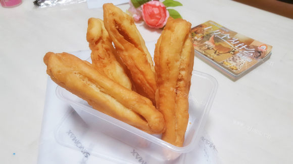 香气浓郁的油条