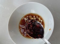 香气浓郁的鱼丸酸辣粉做法图解9)