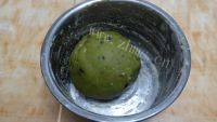 易做的葡萄干抹茶饼干做法图解3)