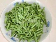 好吃的「原创首发」豇豆烧排骨	做法图解2)