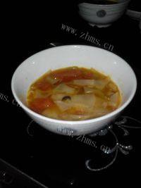 美味的西红柿面片汤