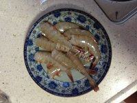 家常菜虾仁蒸豆腐做法图解1)