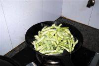 「DIY美食」排骨炖豆角做法图解4)