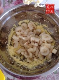 自制香蕉蛋糕做法图解7)