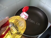 自制培根鸡蛋卷做法图解5)