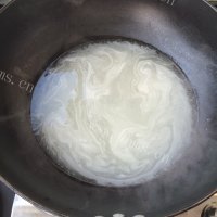 美味的小白菜豆腐汤做法图解5)