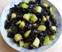 家常菜木耳炒黄瓜