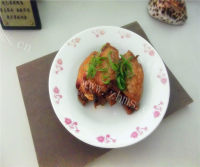美味的红烧鸡中翅