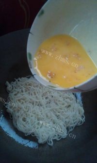 自制鸡蛋面饼做法图解8)