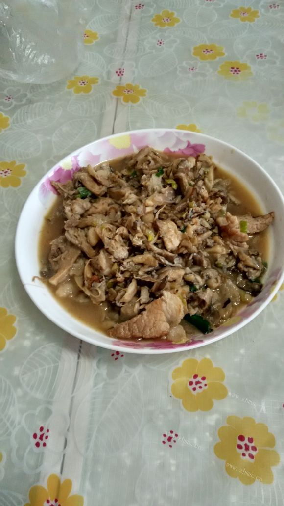 五味俱全的炒蘑菇