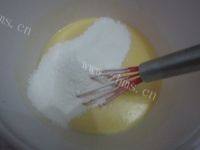 DIY美味的酸奶蛋糕做法图解9)