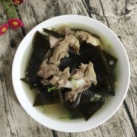 海带猪骨汤做法图解8)