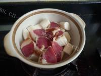 无油版腊肉炖山药做法图解5)