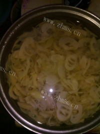 美味炒黄笋做法图解3)