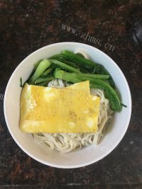 美味的油菜鸡蛋面做法图解10)