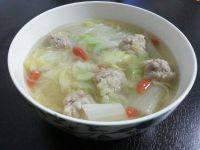 自制肉丸白菜汤
