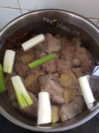 简单版山药排骨汤做法图解4)