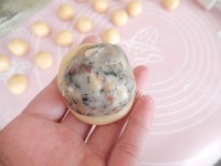 自制广式五仁月饼做法图解6)