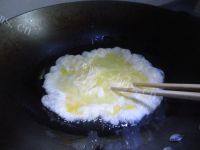 营养美食之洋葱炒鸡蛋做法图解4)
