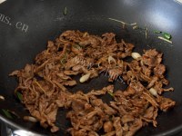 家常菜小炒牛肉做法图解6)