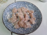 色泽鲜亮的盐酥鸡做法图解4)
