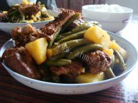 鲜香的猪骨炖土豆豆角做法图解11)