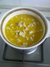 家常菜蟹黄豆腐
