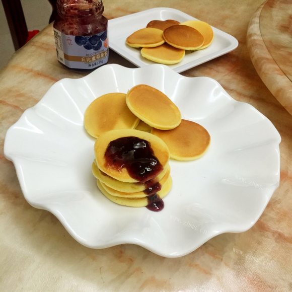 香气浓郁的迷你夹心松饼