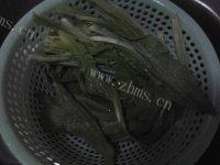 喷香的素炒油麦菜做法图解1)