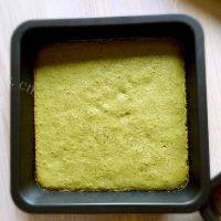 美味的抹茶蛋糕做法图解7)