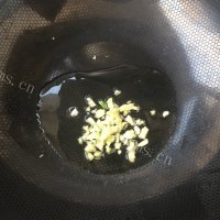 家常菜木耳炒西兰花做法图解9)
