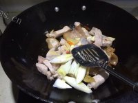 家常菜干豆角炖肉做法图解4)