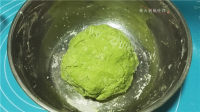 百变菠菜鲜肉清汤馄饨做法图解5)
